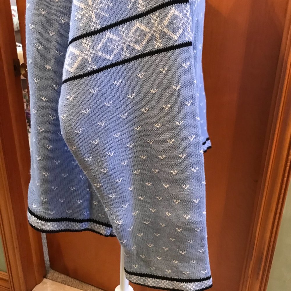 Heartstrings Woman's Sweater View 5